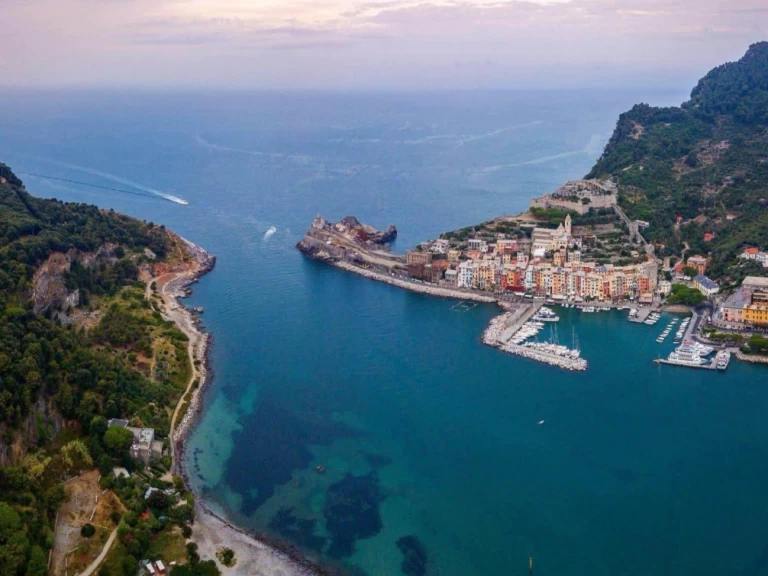 Joker Boat Clubman 24 da affittare a  La Spezia
