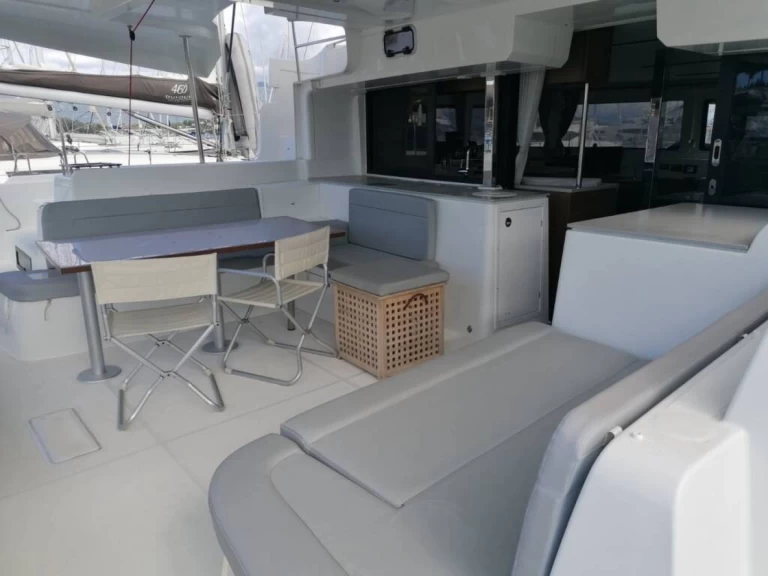 Noleggio barche Gouviá economico Lagoon 46