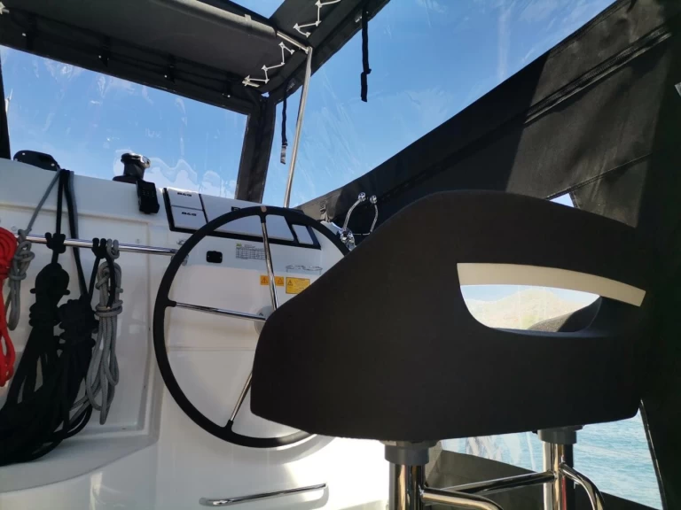 Noleggio Catamarano con o senza skipper Lagoon a Trogir