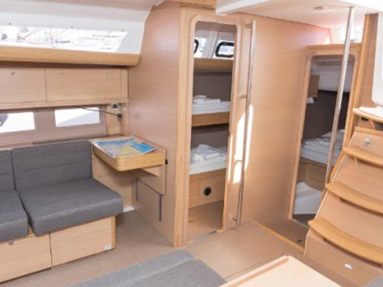 Noleggio Barca a vela a Cannigione – Dufour Dufour 512 Grand Large