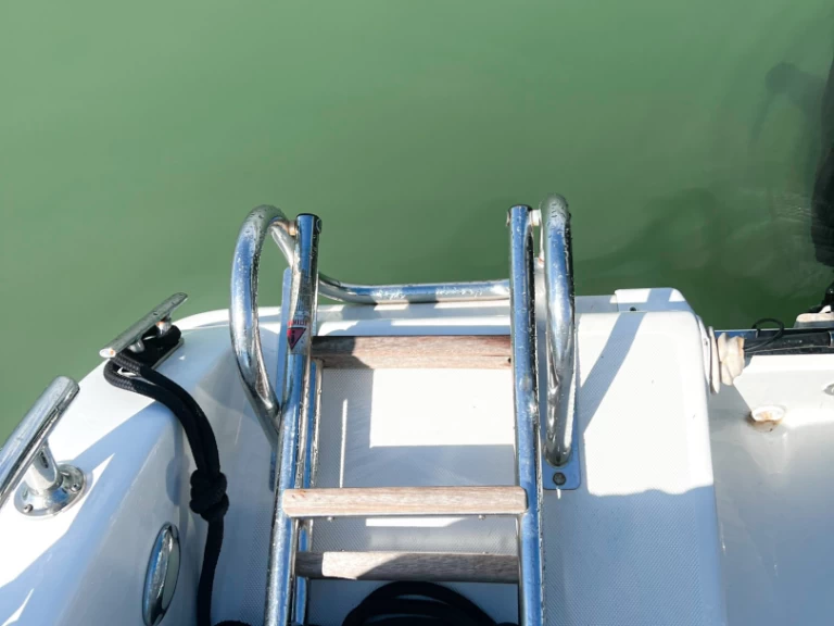 Noleggio Barca a motore con o senza skipper Yacht & Co. a Venezia