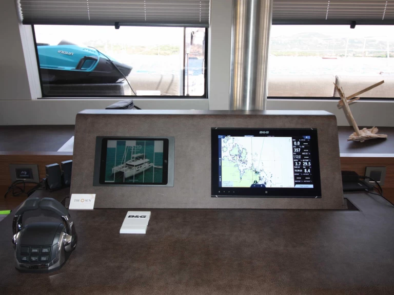 Noleggio Catamarano Lagoon con patente nautica