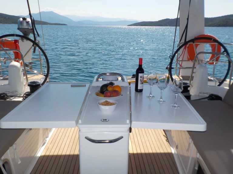 Noleggio barche Jeanneau Sun Odyssey 490 a Lefkáda su Samboat