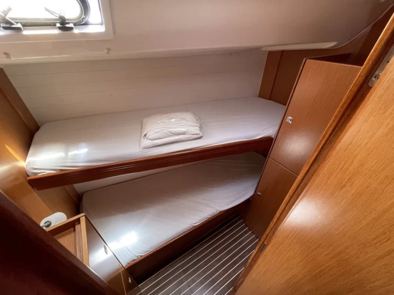 Noleggio Barca a vela Bavaria con patente nautica