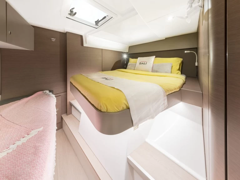 Noleggio Catamarano Bali con patente nautica