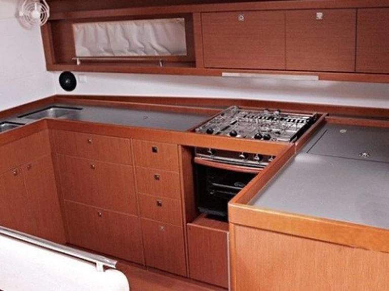 Noleggio Barca a vela con o senza skipper Bénéteau a Lávrio