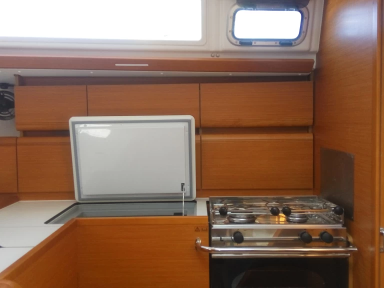 Noleggio a Álimos – Jeanneau Sun Odyssey 449 su SamBoat