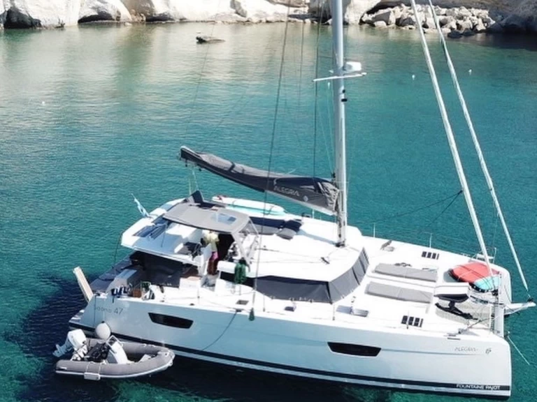 Noleggio barche Fountaine Pajot Saona 47 a Adámas su Samboat