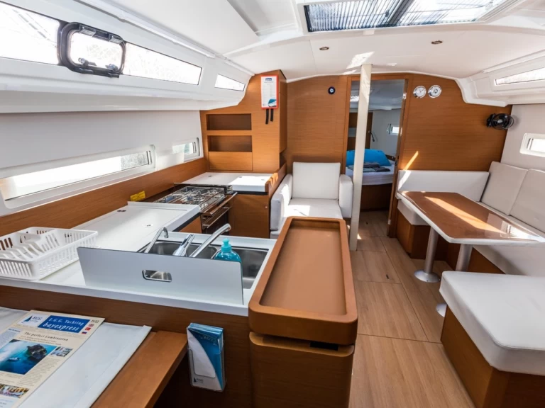 Noleggiare una Jeanneau Sun Odyssey 410 a Göcek