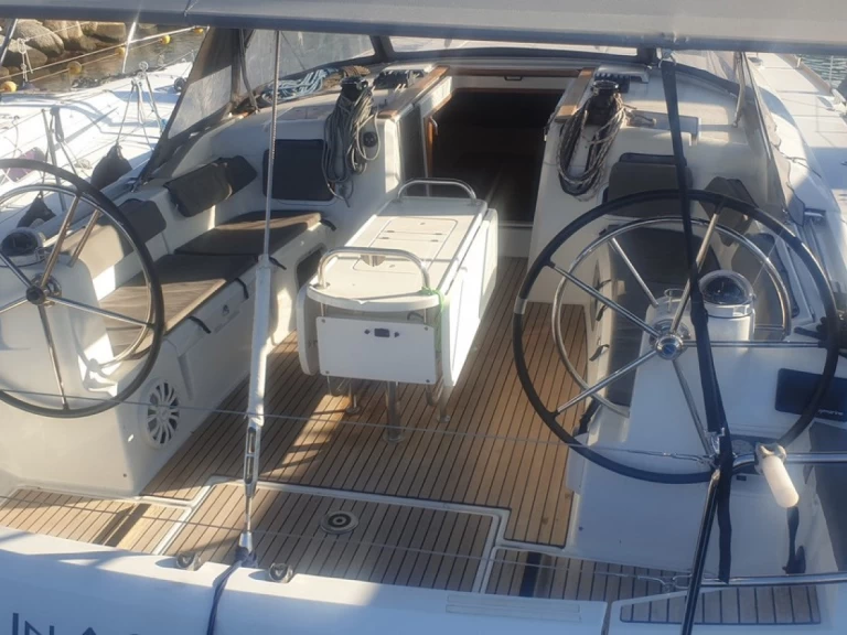 Jeanneau Sun Odyssey 519 da affittare a  Tropea