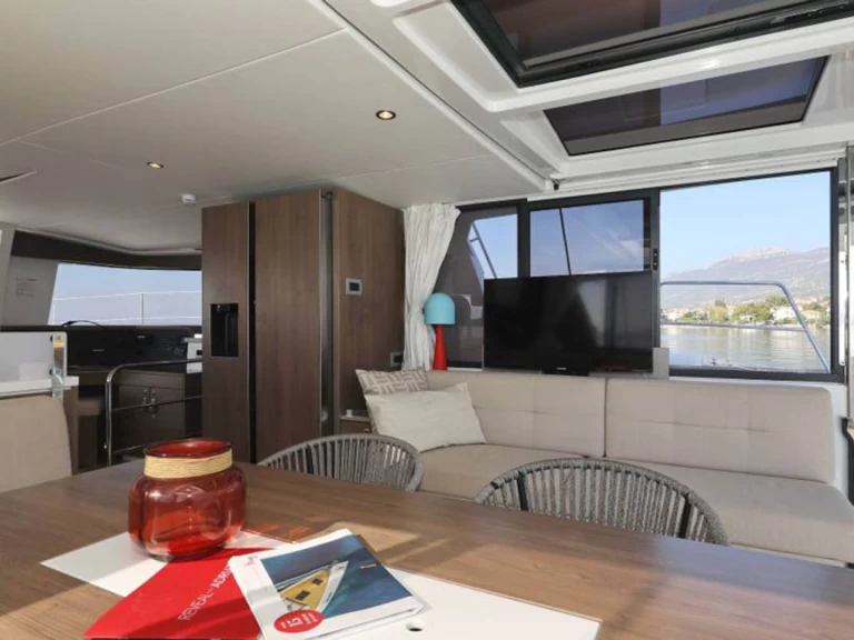 Noleggio Catamarano con o senza skipper Bali a Eden Island