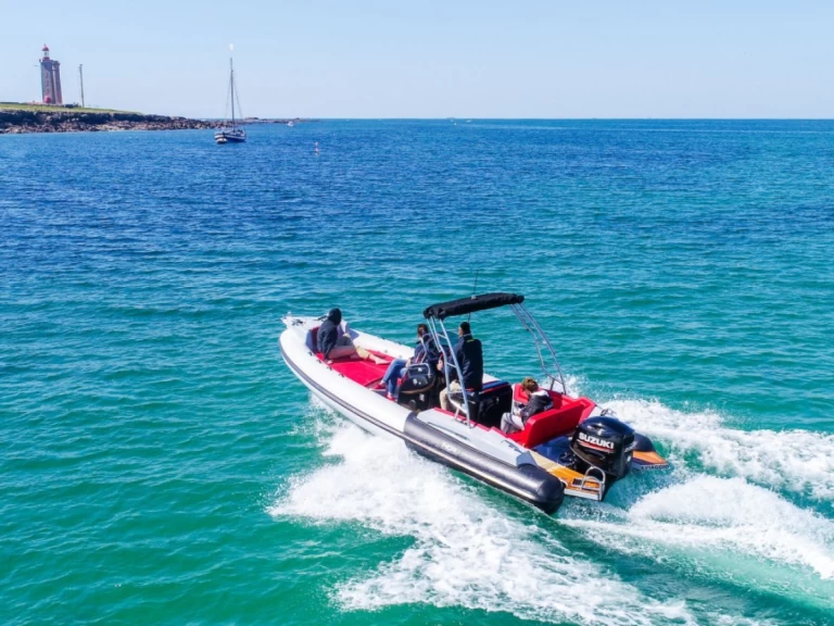 Noleggiare una Prua al vento Thor 700 a L'Herbaudière