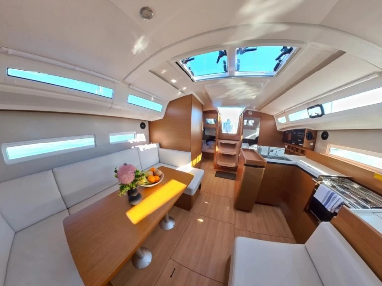 Noleggio a Pirovac – Jeanneau Sun Odyssey 410 su SamBoat