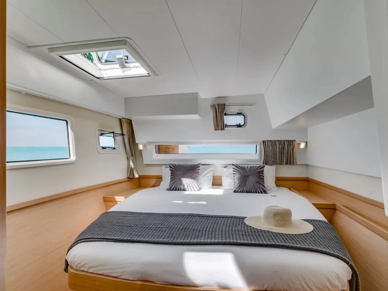 Noleggio Catamarano a Le Marin – Lagoon Lagoon 42