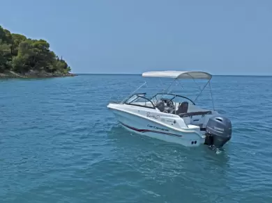 Noleggio a Rovigno – Jeanneau Cap Camarat 5.5 BR su SamBoat