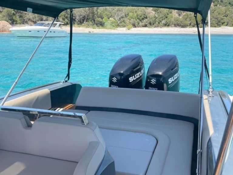 Noleggio Gommone a Ajaccio – Lomac Granturismo 10.5