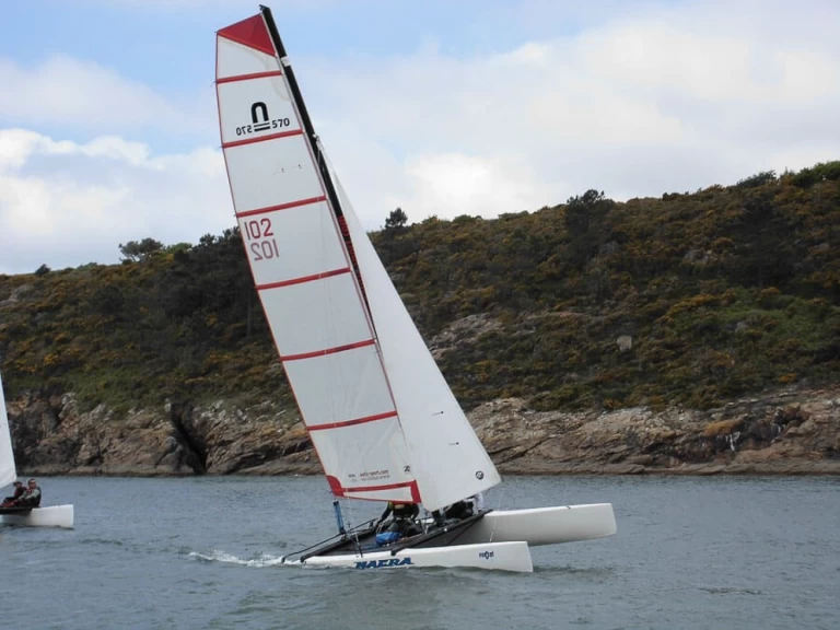 Noleggiare una Nacra 500 FUN a Carnac
