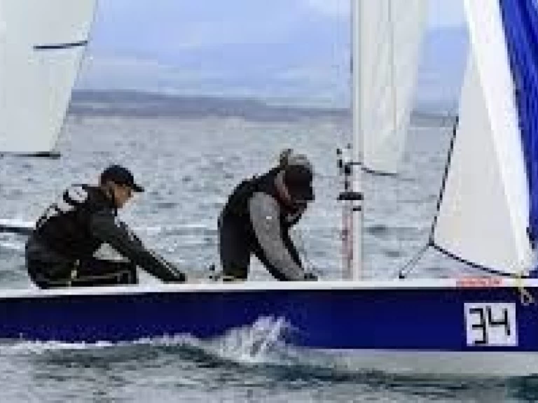 Barca a motore a noleggio a Carnac al miglior prezzo