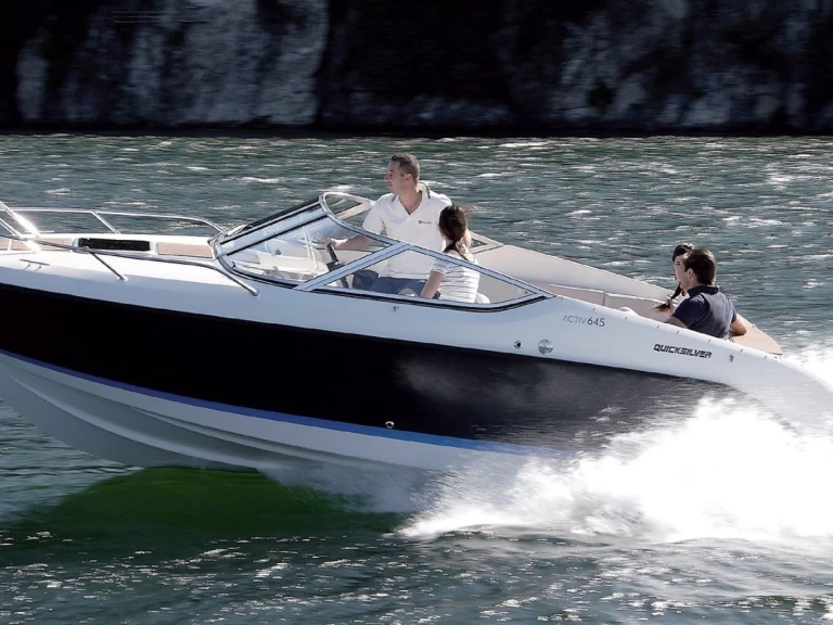 Noleggio Barca a motore con o senza skipper Quicksilver a Marsiglia