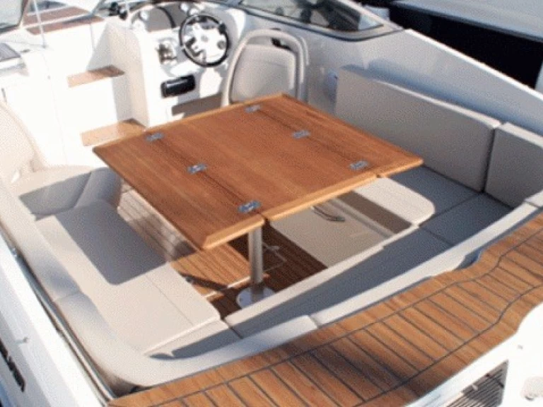 Barca a motore a noleggio a Marsiglia al miglior prezzo