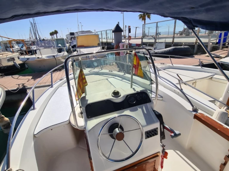 Noleggio a l'Estartit – Capelli Cap 18 su SamBoat
