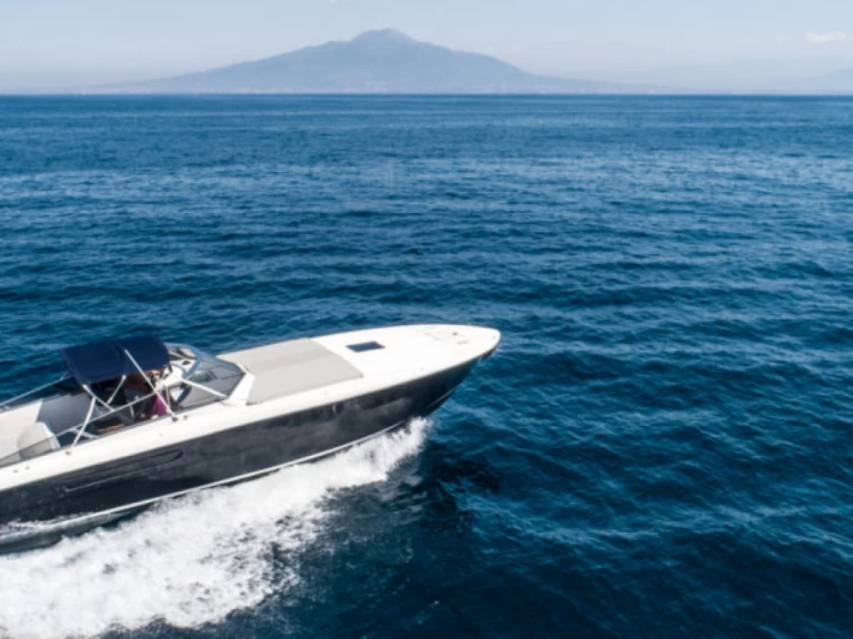 Noleggio barche Itama Itama 38 a Sorrento su Samboat