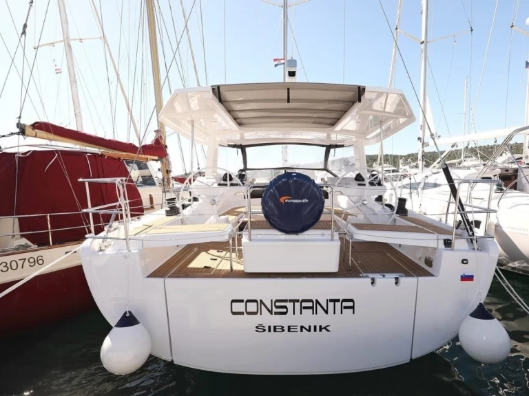 Noleggio barche Pirovac economico Hanse 588