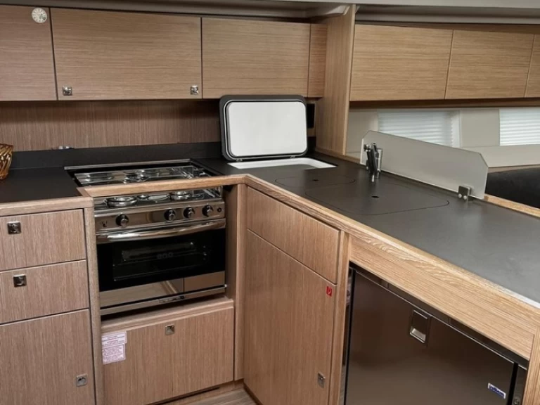 Noleggio barche Bavaria Bavaria C45 a Orsera su Samboat