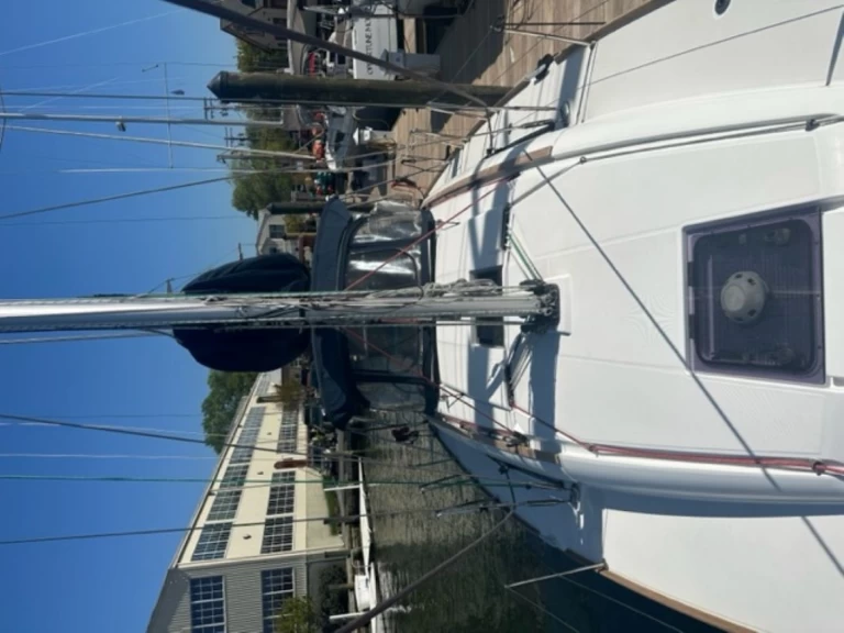 Jeanneau Sun Odyssey 389 da affittare a  Annapolis