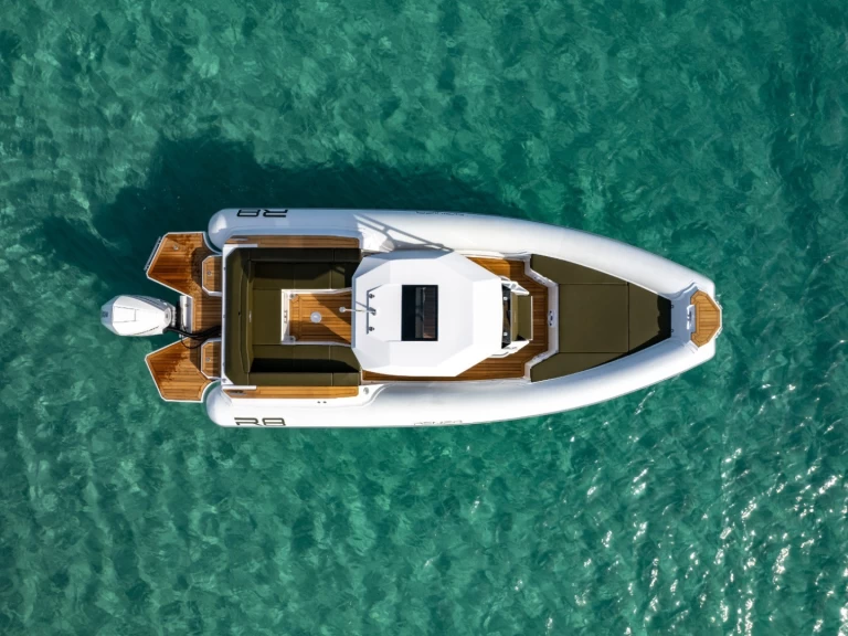 Noleggio barche Renier Renier R8 Tourer a Le Lavandou su Samboat