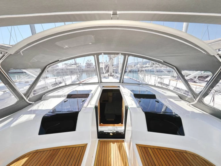 Barca a vela a noleggio a Sebenico al miglior prezzo