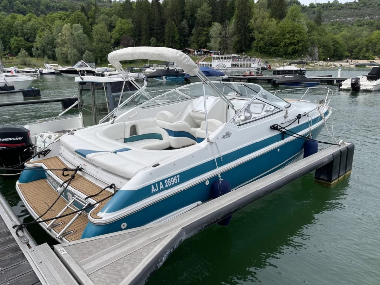 Noleggio a La Tour-du-Meix – Chris Craft Concept 25 CC su SamBoat
