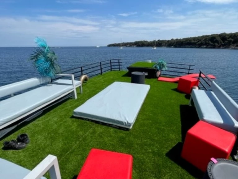 Noleggio barche Custom Made Bateau Pirate a Cannes su Samboat