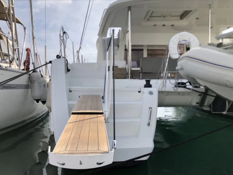 Noleggio Catamarano con o senza skipper Lagoon a Álimos