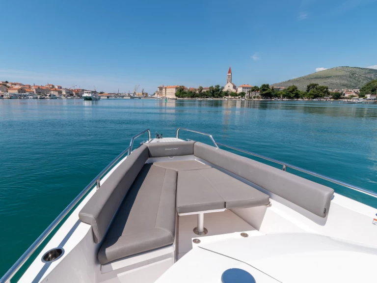 Noleggio a Trogir – Axopar Axopar 28 T-Top su SamBoat