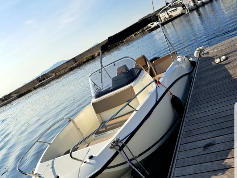 Quicksilver Activ 605 Open da affittare a  Marsiglia