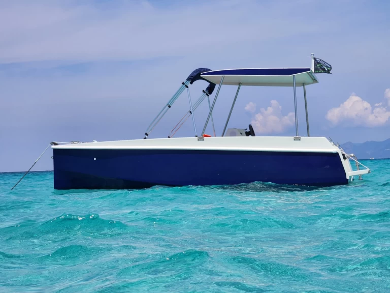 Noleggio Barca a motore a San Fiorenzo – Alizée Electronic Lagon55