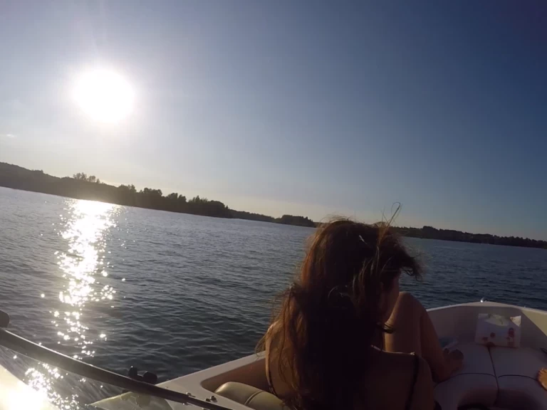 Noleggio Barca a motore a Salles-Curan – Bayliner Bayliner 175 GT