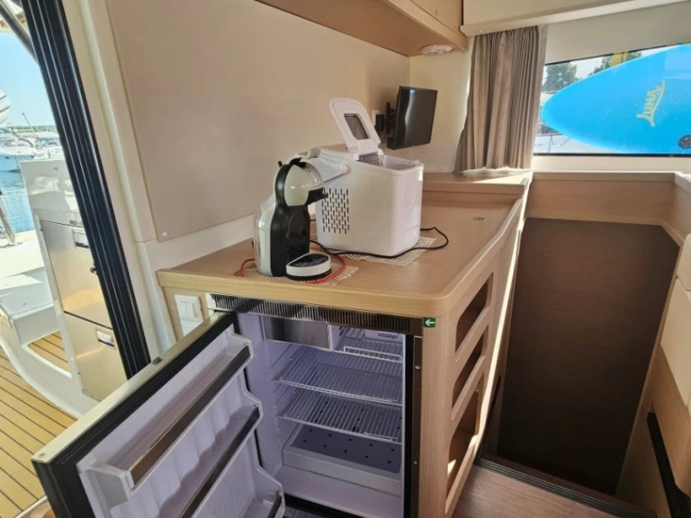 Noleggiare una Lagoon Lagoon 42 a Zaravecchia (Biograd)