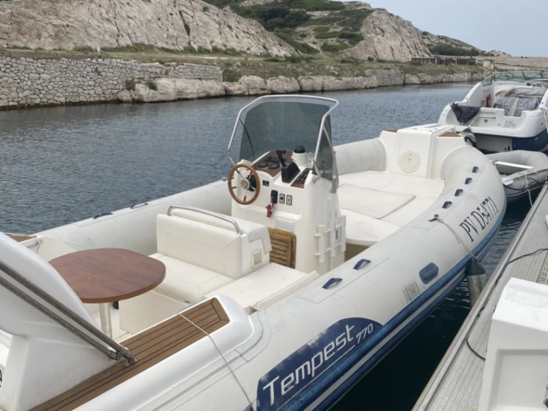 Noleggio barche Marsiglia economico Tempest 770 Luxe