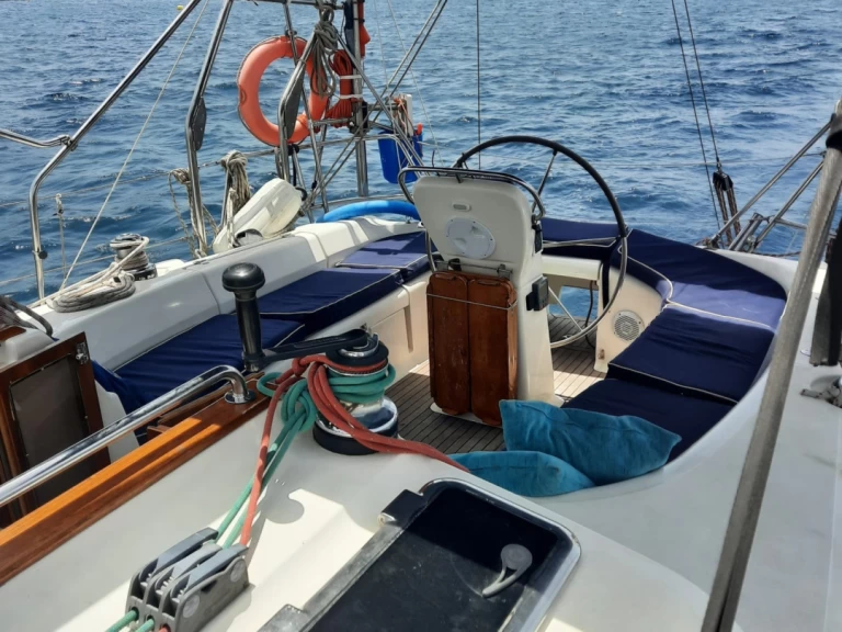 Noleggiare una Bavaria Bavaria 40 a Xemxija