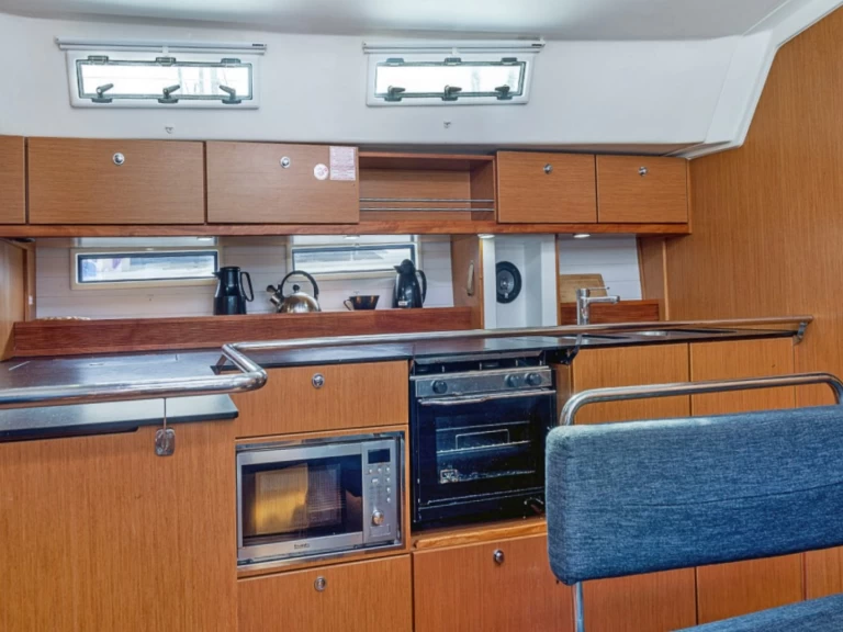 Noleggio a Breege – Bavaria Cruiser 45 su SamBoat