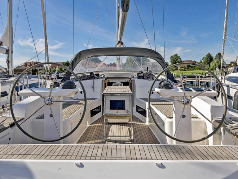 Noleggio Barca a vela a Breege – Bavaria Cruiser 45