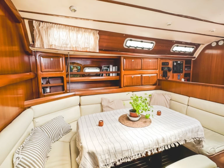 Noleggio a Porroig – Bavaria Bavaria 42 Cruiser su SamBoat