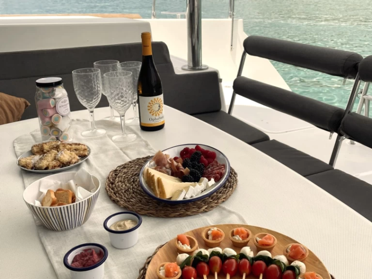 Noleggio barche Lagoon Lagoon 400 S2 a Es Jondal su Samboat