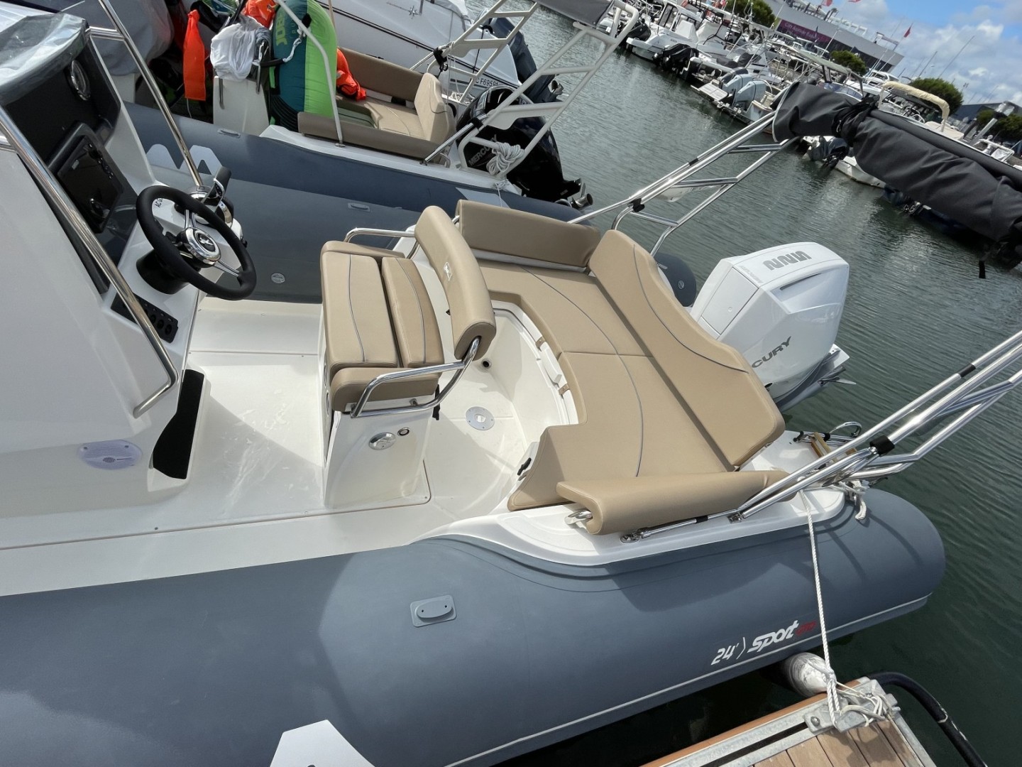 Noleggio a Port d'Arcachon – Mercury RIBITALY SRL BWA 24 su SamBoat