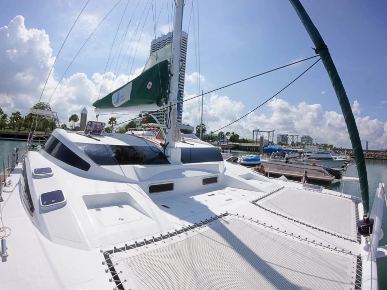 Noleggio Catamarano Island Spirit Yachts con patente nautica