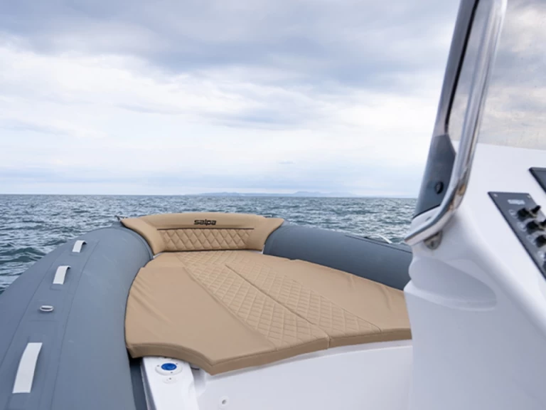 Noleggio Gommone con o senza skipper Salpa a Roses