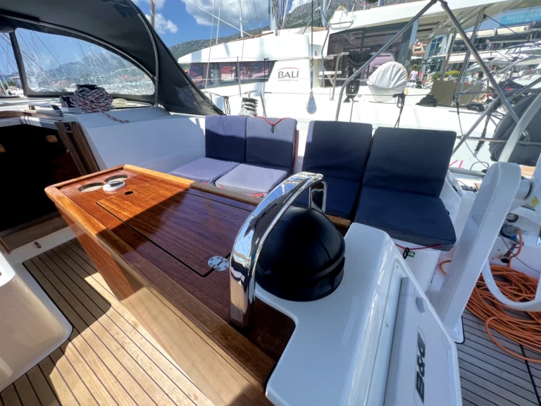 Noleggio barche Castelli economico Cruiser 46
