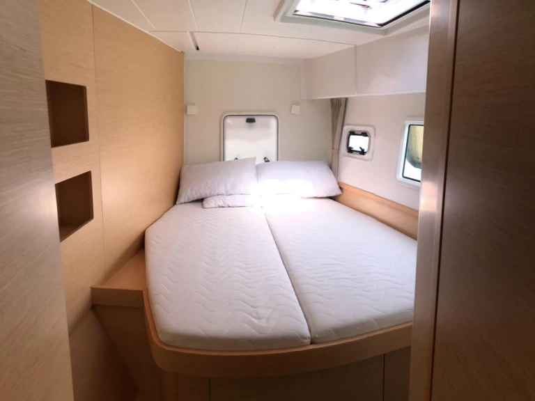 Noleggio a Capo d'Orlando – Lagoon Lagoon 42 su SamBoat